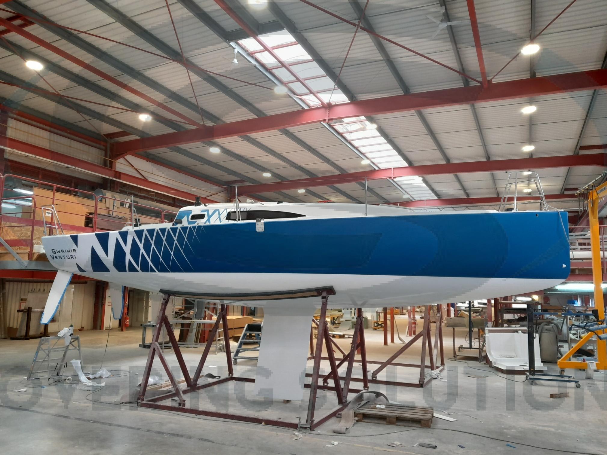 Covering wrapping bateau Lagoon Seventy 7